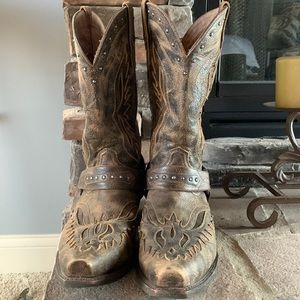 GUC size 13 Ariat western boots.